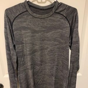 Lululemon metal vent tech long sleeve